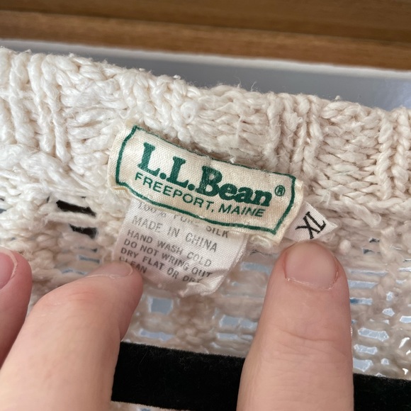 Vintage Silk LL Bean Sweater - Picture 3 of 3